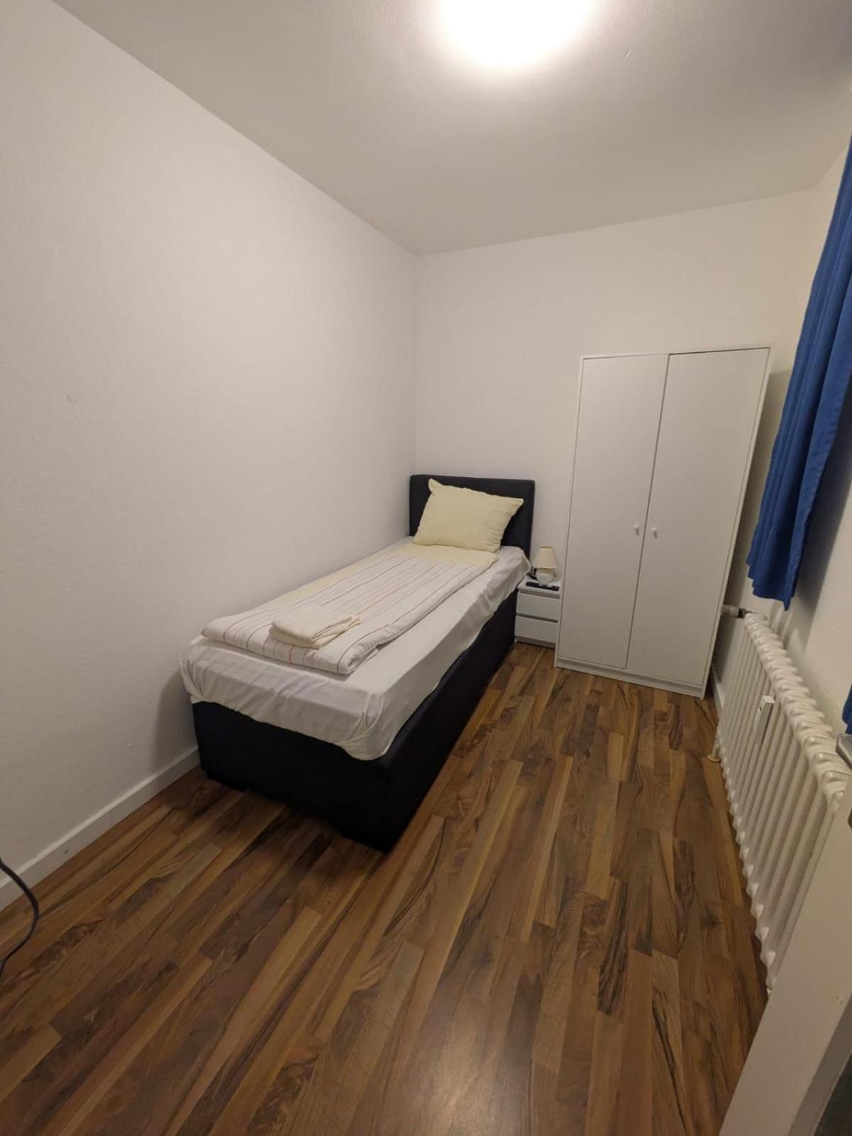 1,5-Zimmer Apartment Mit Balkon Am Hauptbahnhof Neumünster Εξωτερικό φωτογραφία