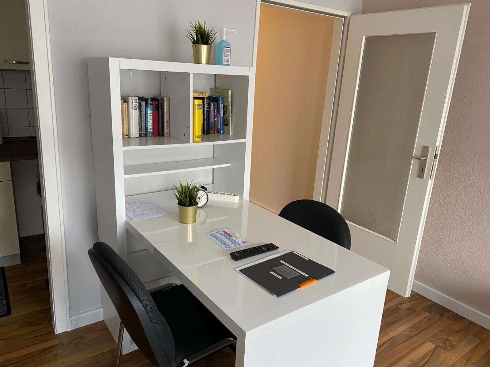 1,5-Zimmer Apartment Mit Balkon Am Hauptbahnhof Neumünster Εξωτερικό φωτογραφία